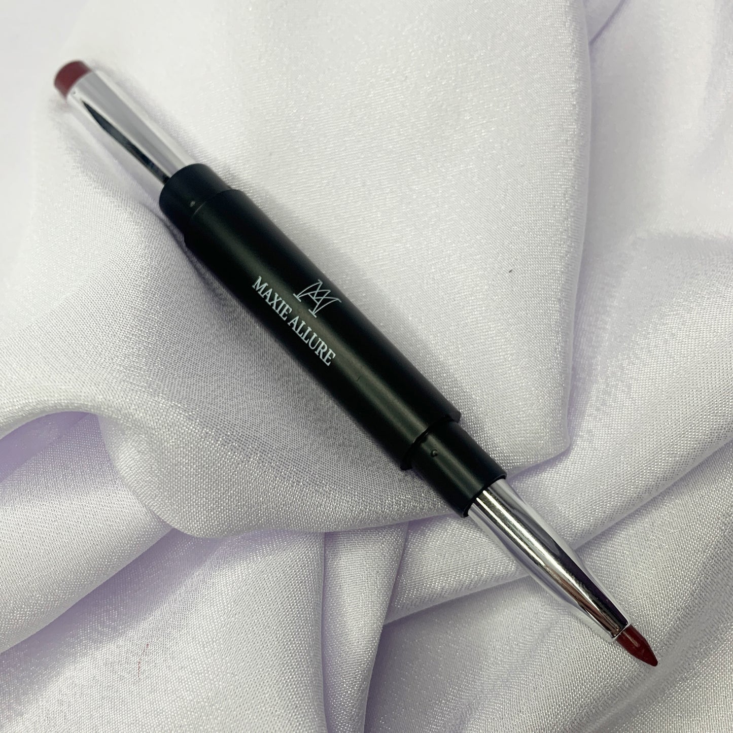 #40 Lipliner & Lipstick